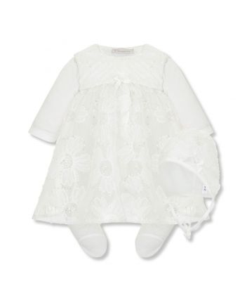 Girl White Solid Print Outfits